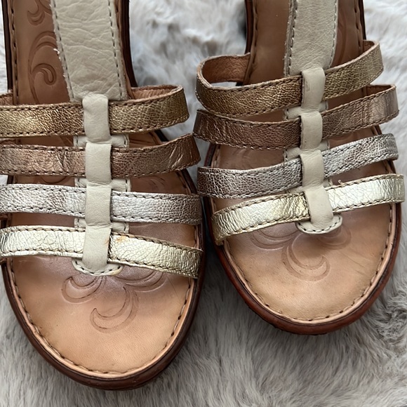 Born Sandals - Picture 2 of 9